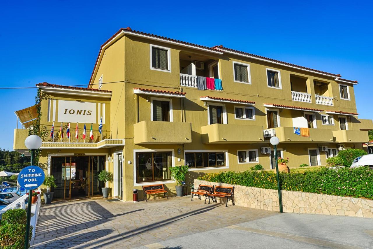 Ionis Hotel Troianata Exterior photo